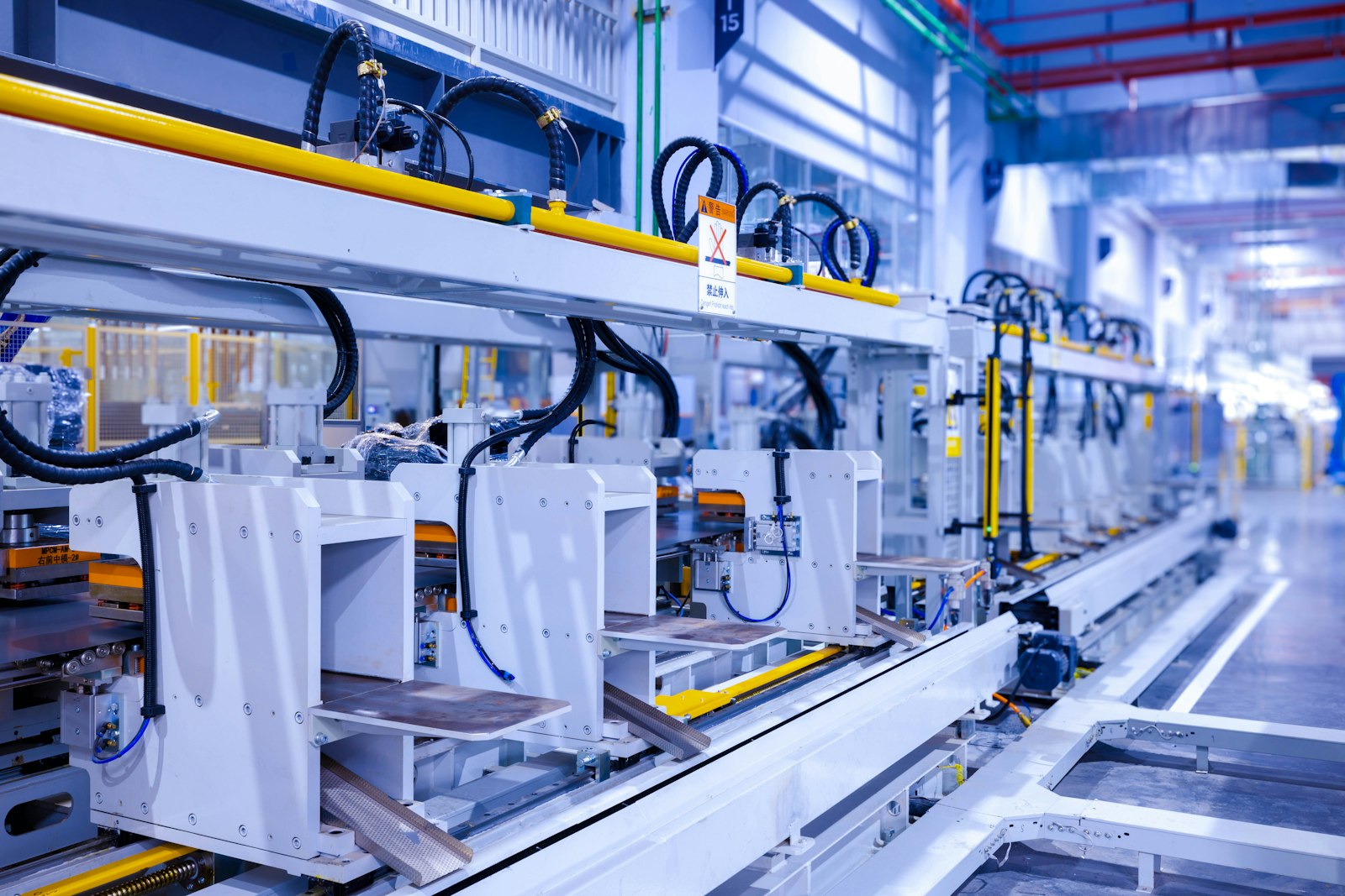 Injection molding production line running volume components